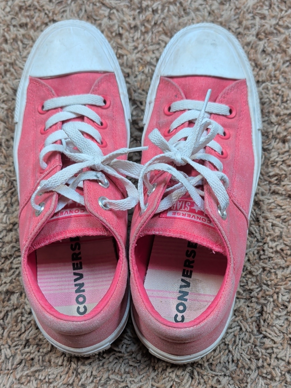 Converse Kids Low Top Sneakers in Coral Pink and White